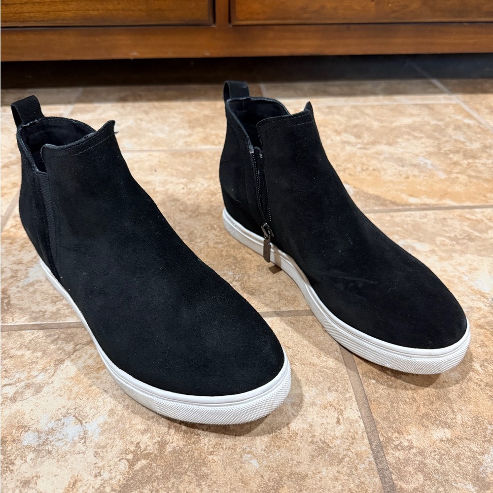 Blondo Black Ankle Boots